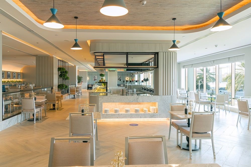 Radisson Blu Hotel & Resort Abu Dhabi Corniche фото 100