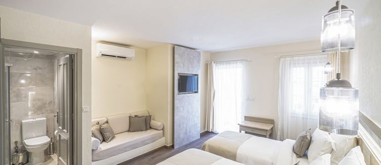 Фото отеля Elementa Luxury Boutique Hotel (Adults Only)