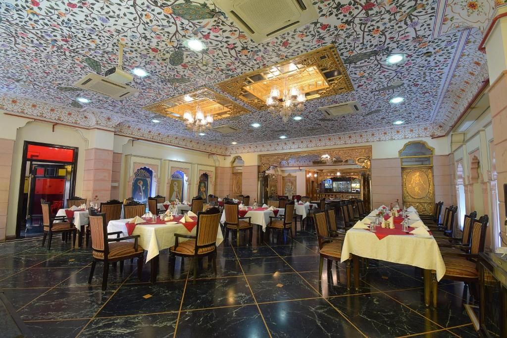 Гостиница «Umaid Mahal» фото 27