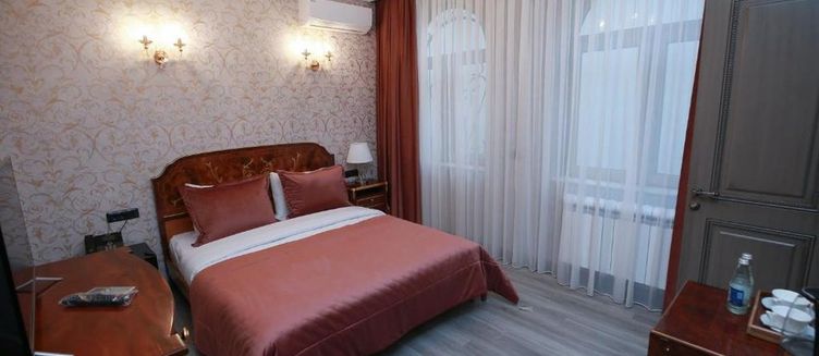 Фото отеля West inn Hotel & Restaurant