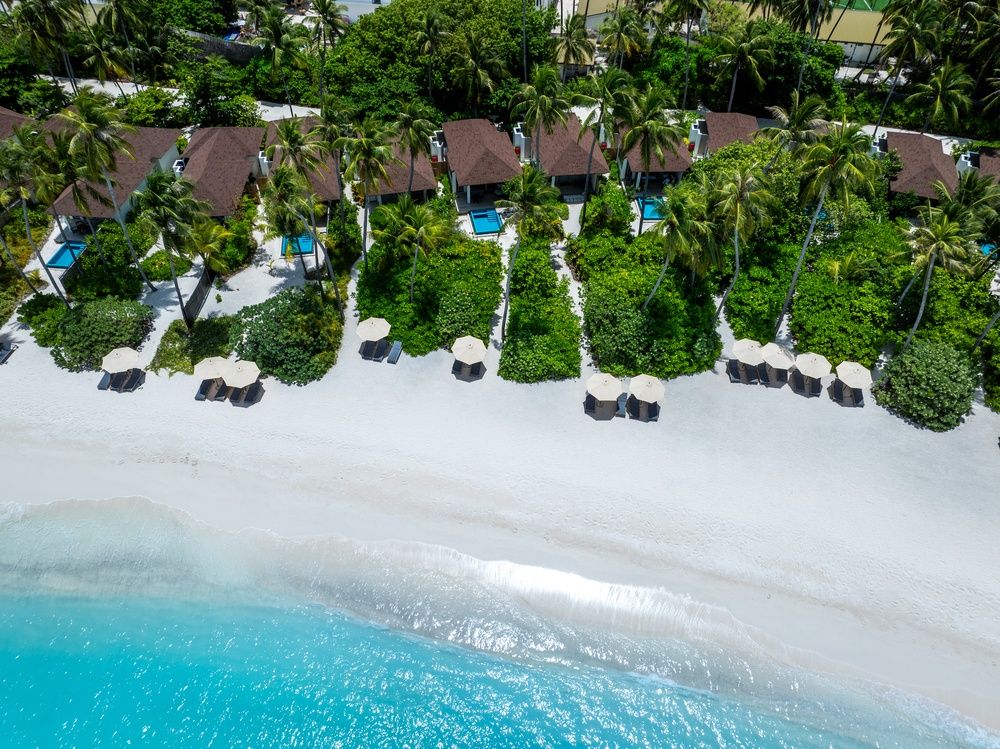 Avani+ Fares Maldives Resort фото 44