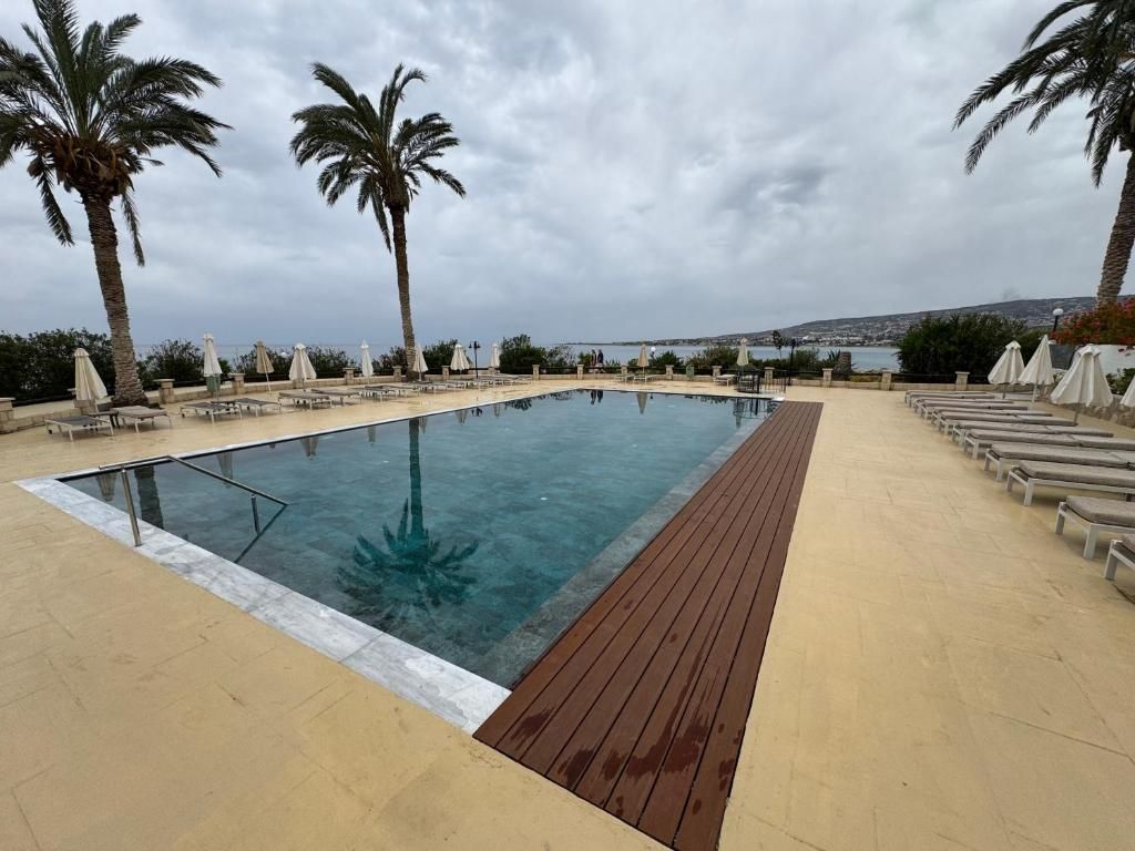 Vrachia Beach Hotel & Suites фото 22