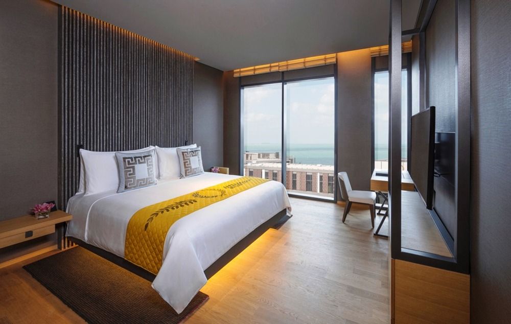 Bluewaters Beach Hotel фото 71