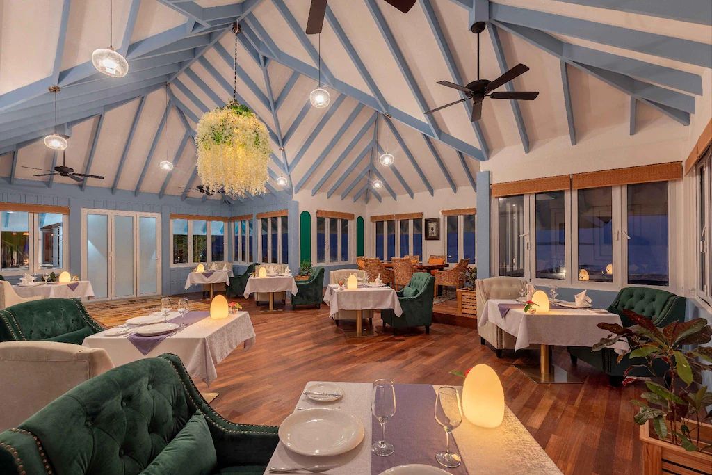 Dhigufaru Island Resort фото 11