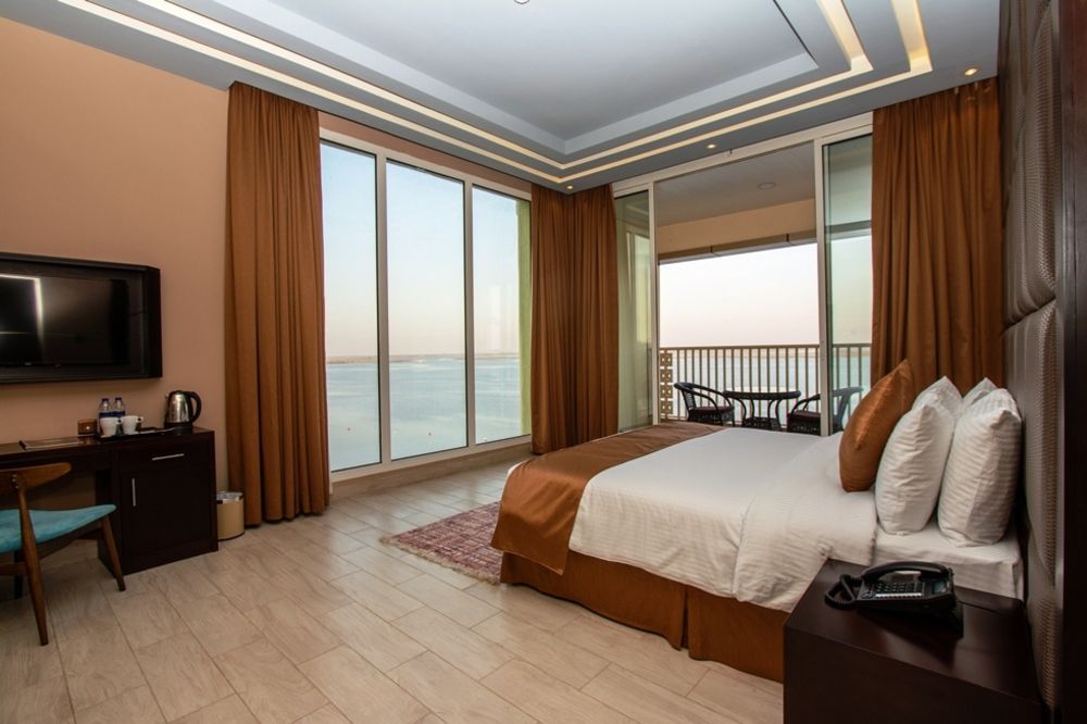 Flamingo Beach Resort фото 172