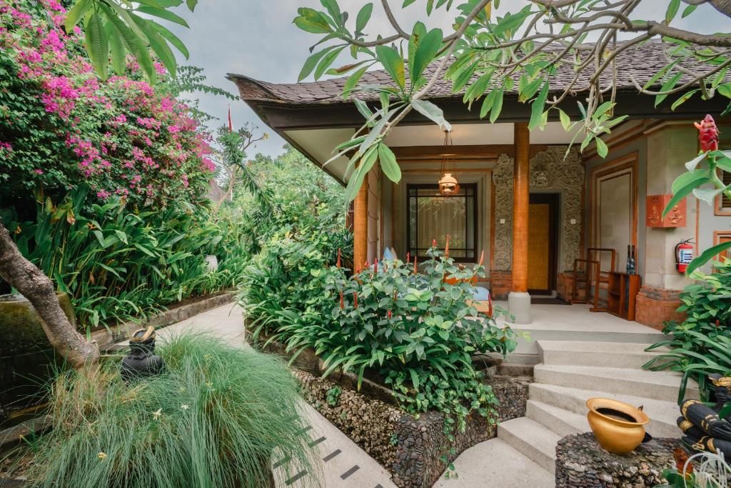 Kuta Seaview Boutique Resort фото 45