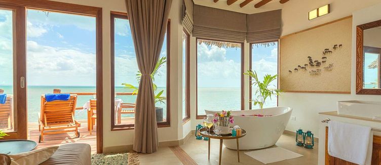 Фото отеля Isaraya Luxury Over Water Villas