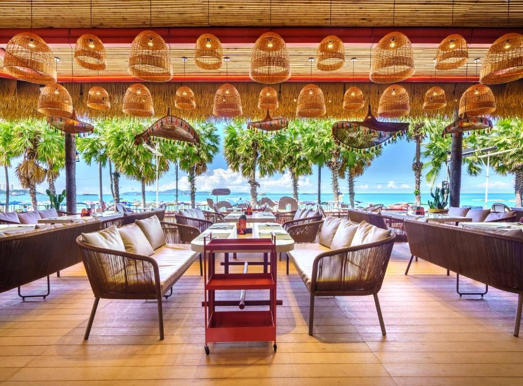 A-ONE Pattaya Beach Resort фото 9