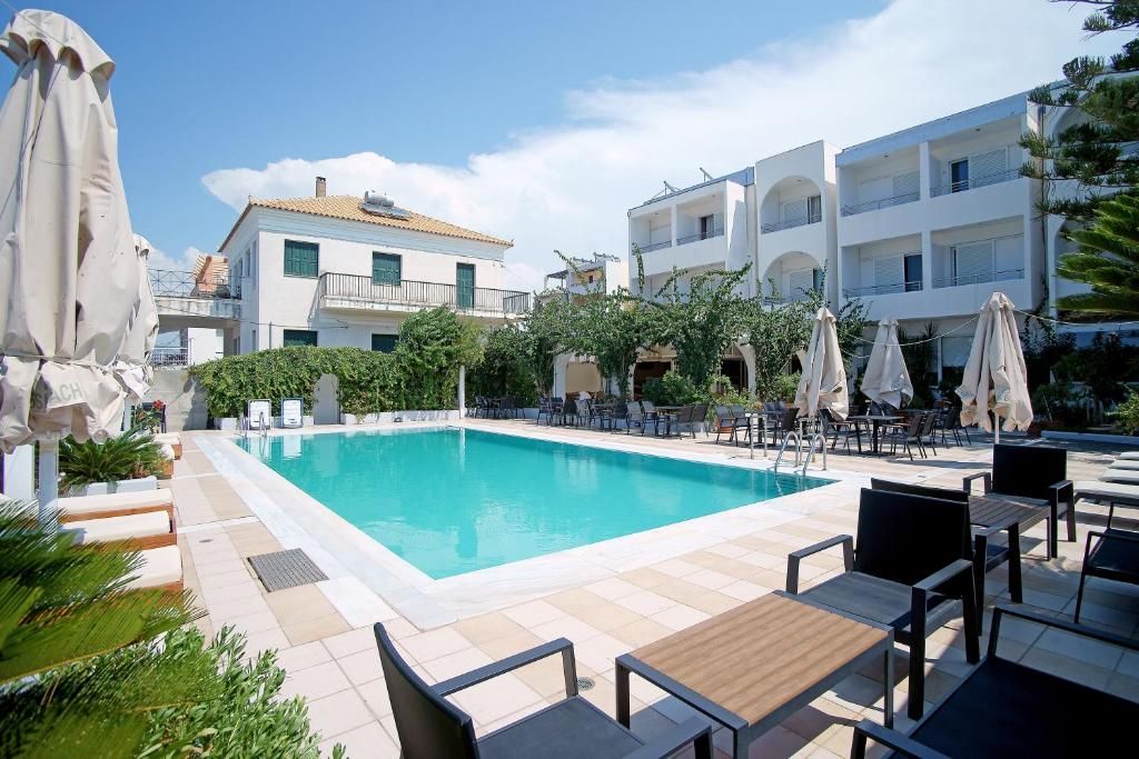 Kyparissia Beach Hotel фото 3