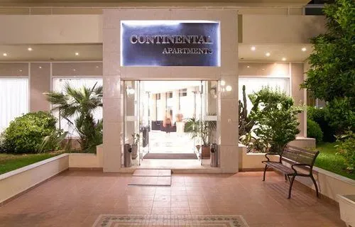 Фото отеля Continental Apartments