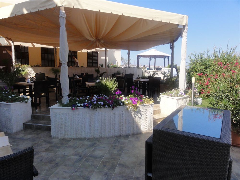 Selena Beach Hotel фото 47