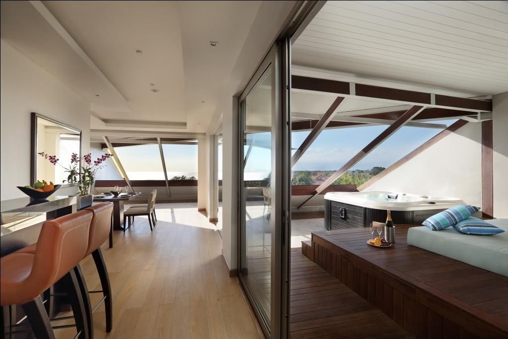 Double-Six Luxury Hotel Seminyak фото 19