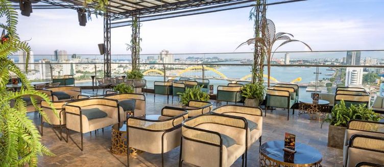 Фото отеля Haian Riverfront Hotel