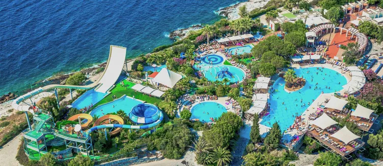 Фото отеля Pine Bay Holiday Resort