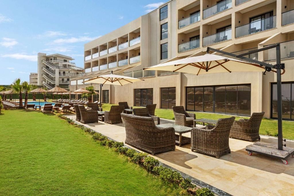 Ramada by Wyndham Cesme фото 10