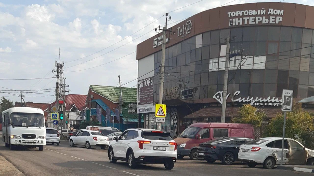 Тетт фото 0