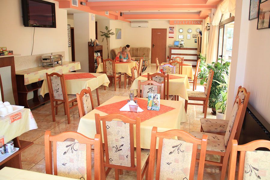 Family Hotel Breza фото 27