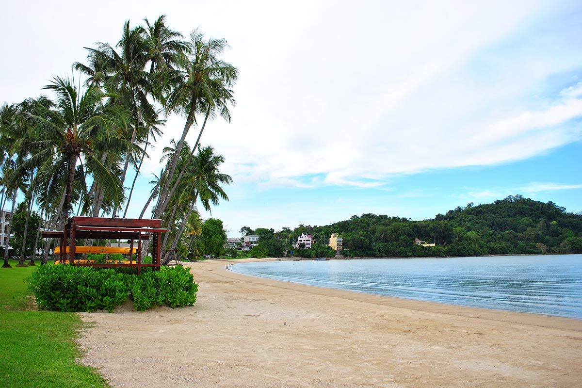 Phuket Panwa Beachfront Resort фото 26