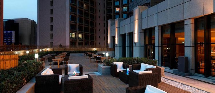 Фото отеля Aloft Dalian