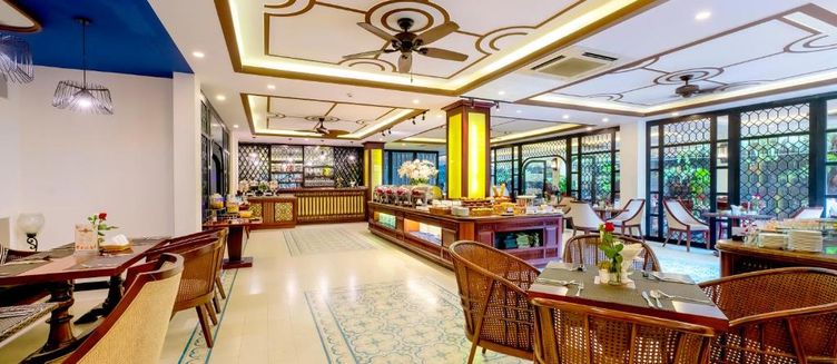 Фото отеля Silkotel Hoi An