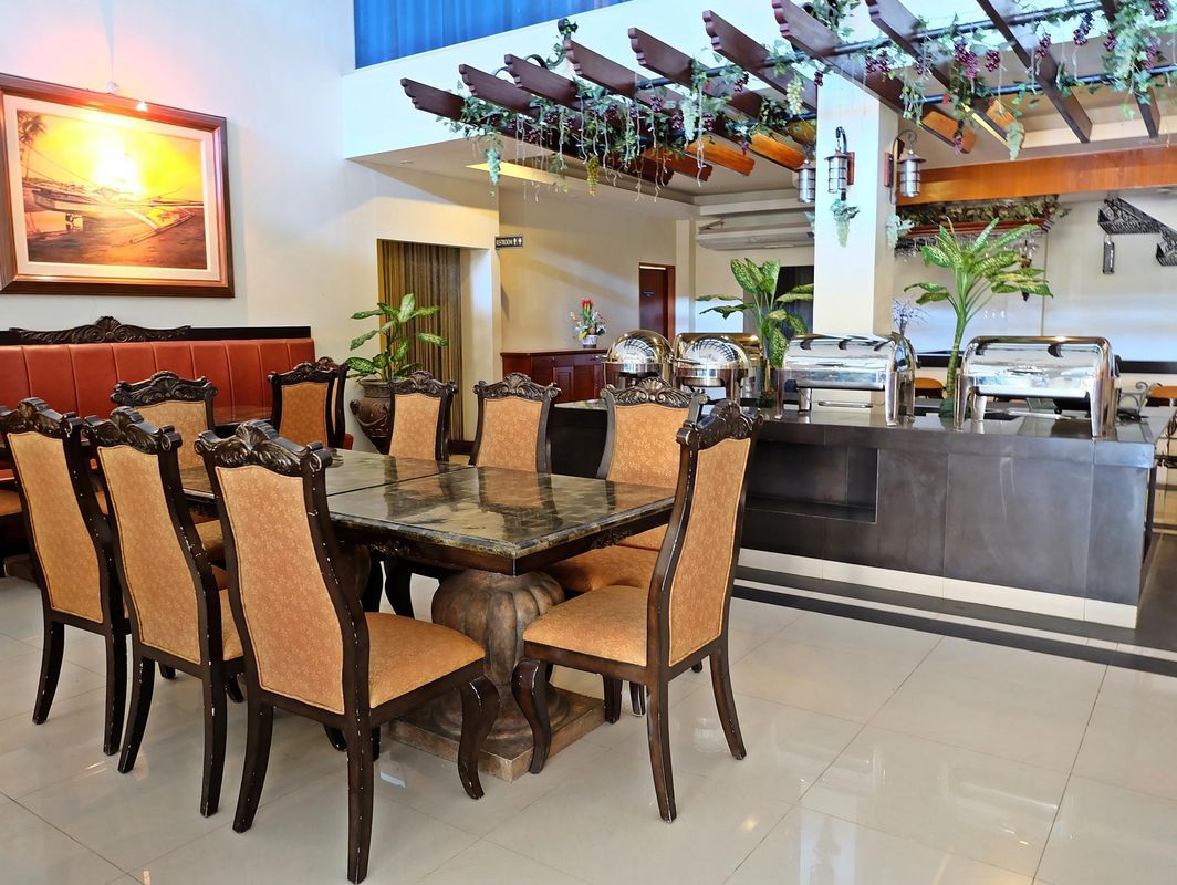 Alona Kew White Beach Resort фото 40