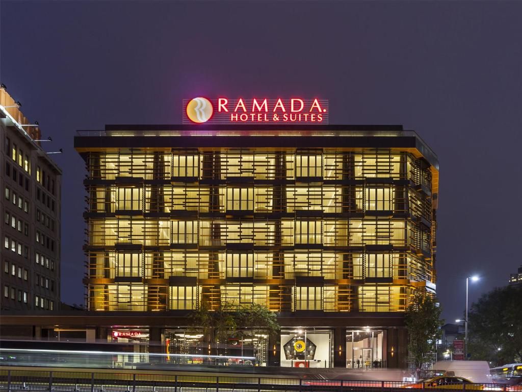 Ramada Hotel & Suites by Wyndham Istanbul Sisli фото 28