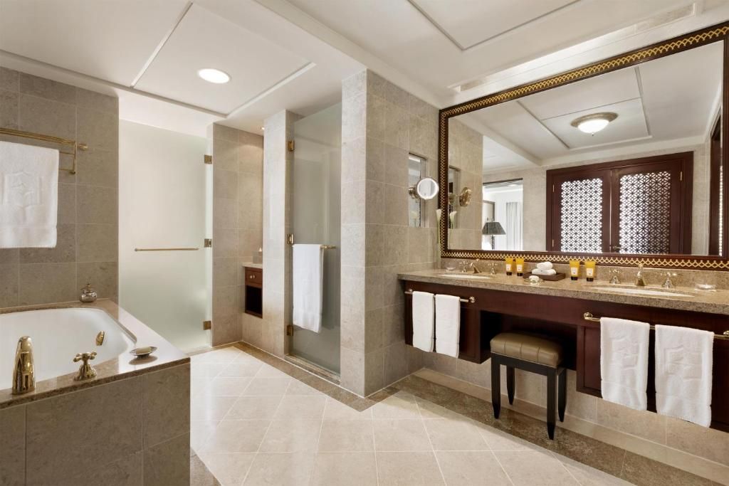 Al Husn Hotel Muscat (Adults Only) фото 68