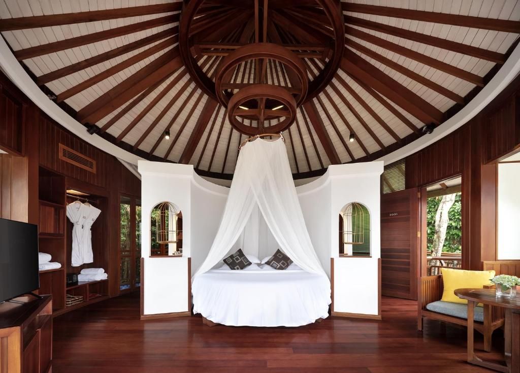 Yalong Bay Earthly Paradise Birds Nest Resort фото 2