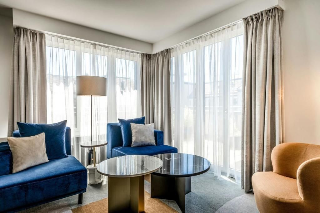 Sheraton Zürich Neues Schloss Hotel фото 12
