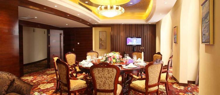 Фото отеля Zhongle Six-Star Hotel