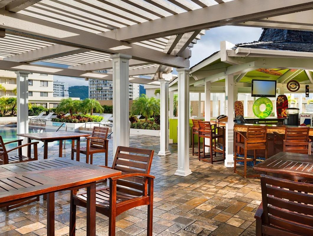Hilton Waikiki Beach Hotel фото 8