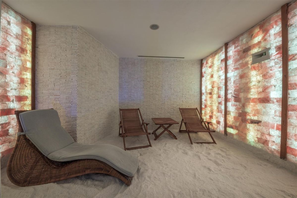 Elite Luxury Suite & Spa фото 18