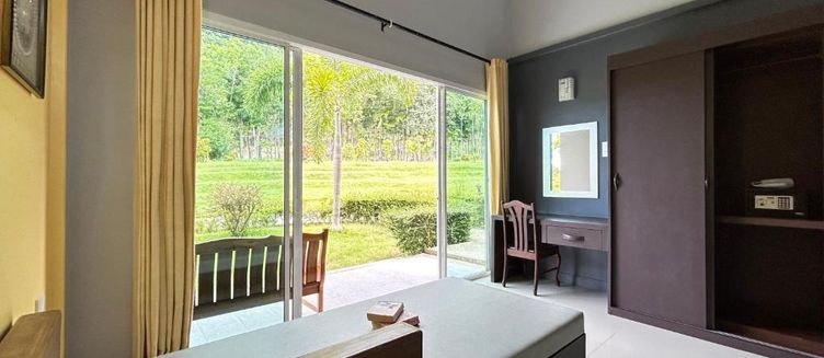 Фото отеля Arawan Krabi Beach Resort