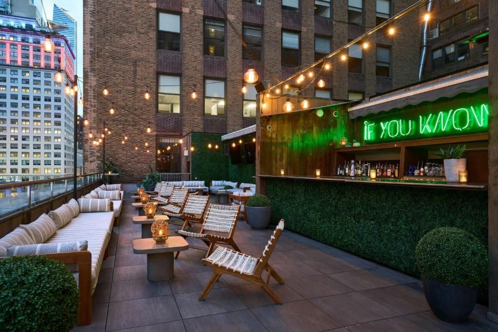 Renaissance New York Midtown Hotel фото 30