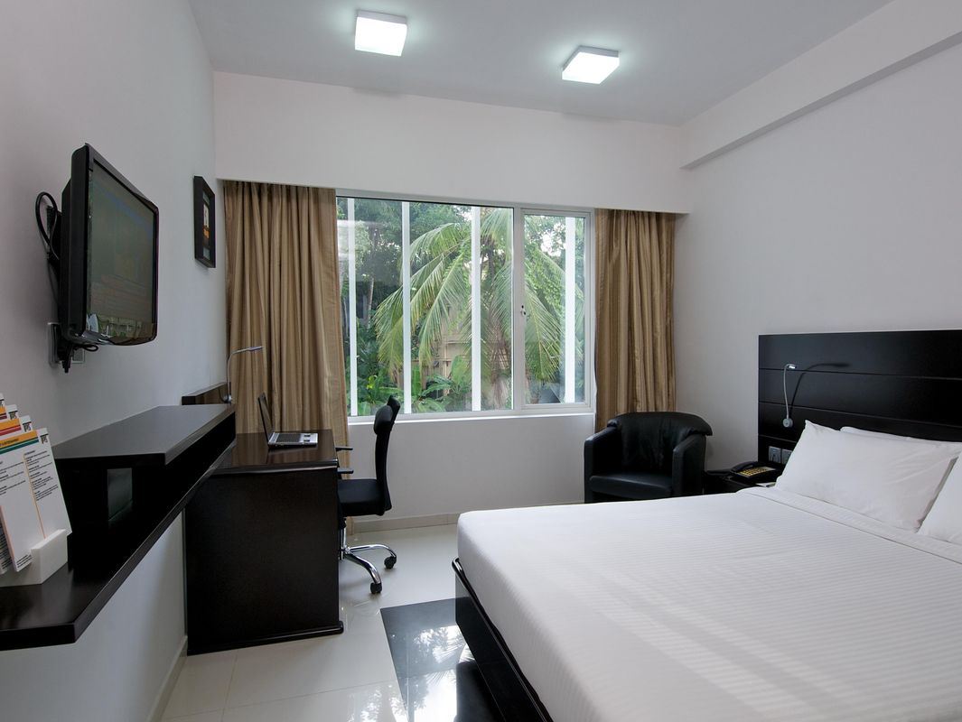 Keys Select Hotel, Thiruvananthapuram фото 5