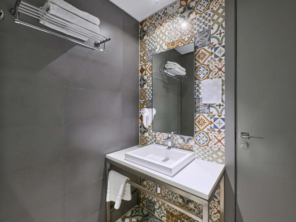 Ibis Styles Jumeira Dubai фото 61
