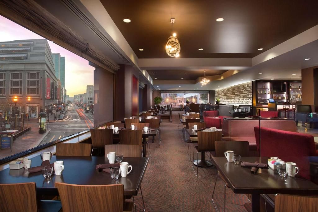 Parc 55 San Francisco, a Hilton Hotel фото 31