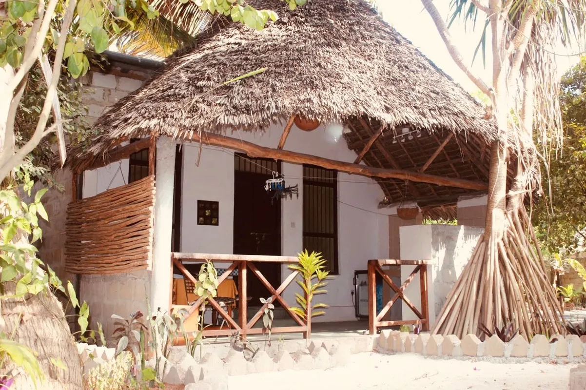 Guest House «Casa Umoja» фото 1