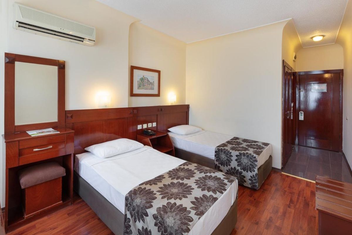 Nazar Beach City & Resort Hotel фото 3