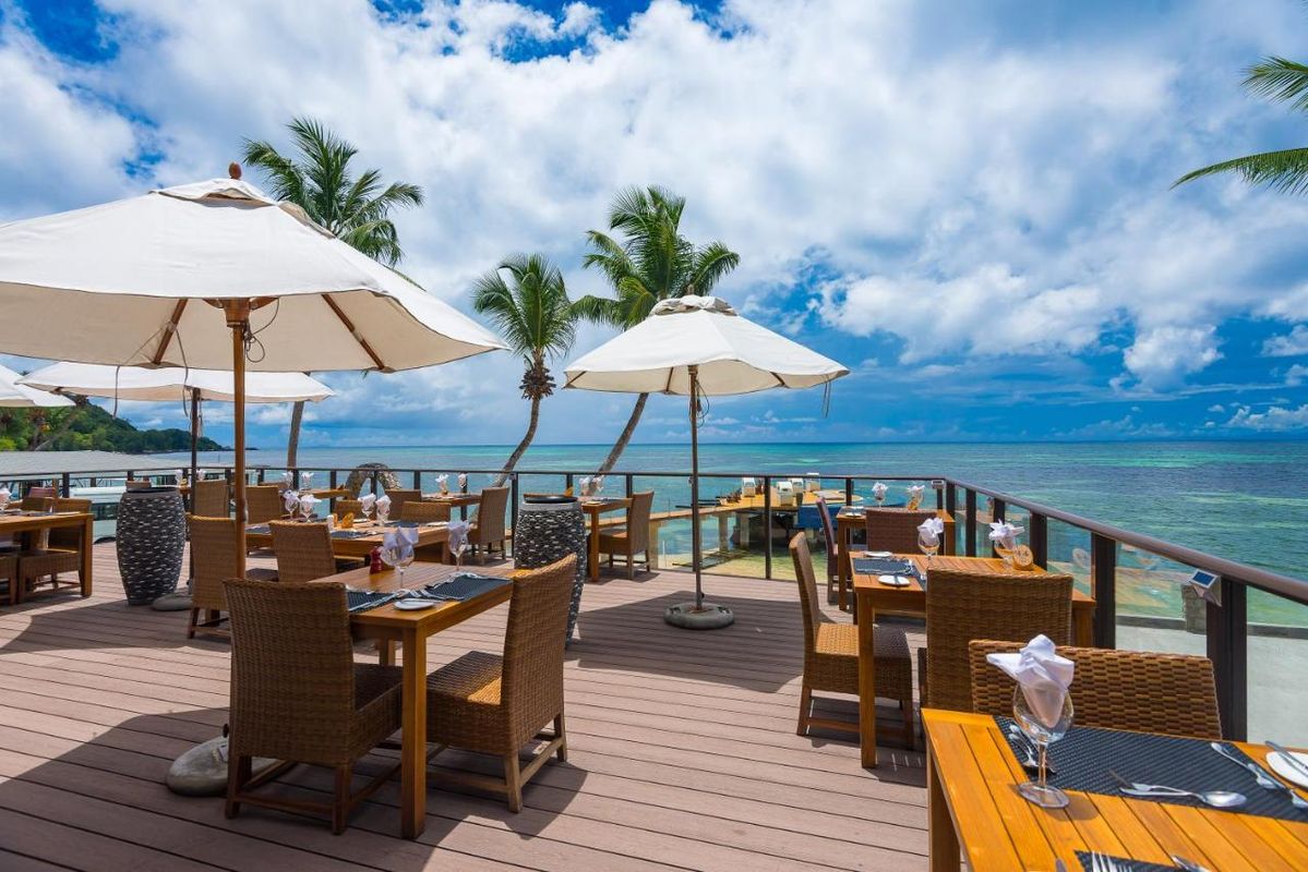 Coco De Mer & Black Parrot Suites фото 12