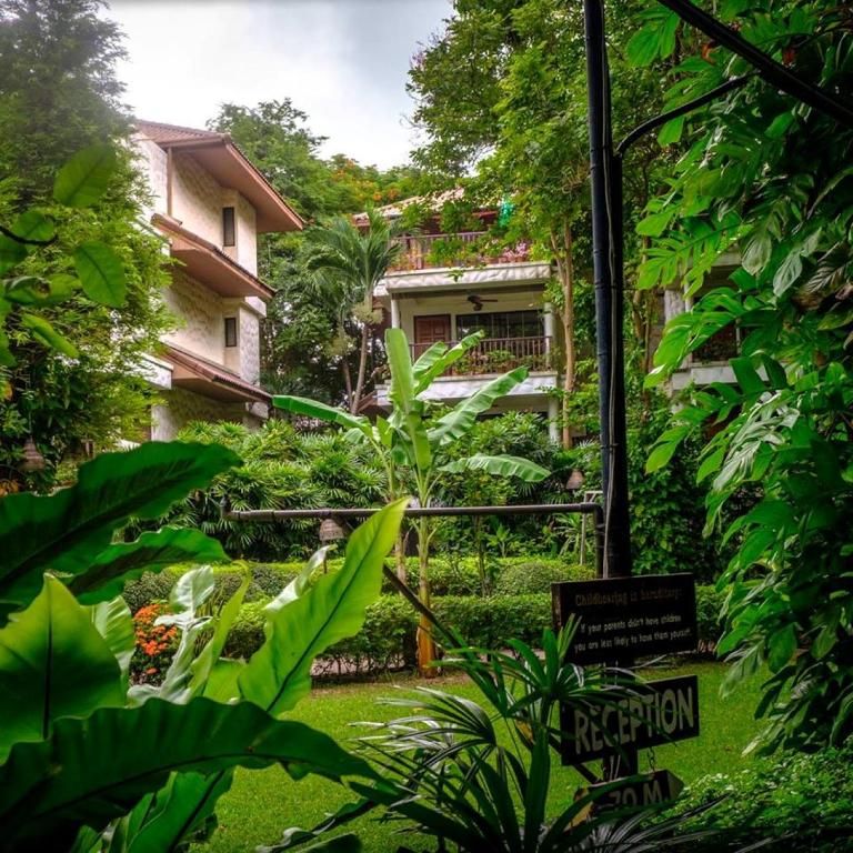 Birds & Bees Resort фото 62