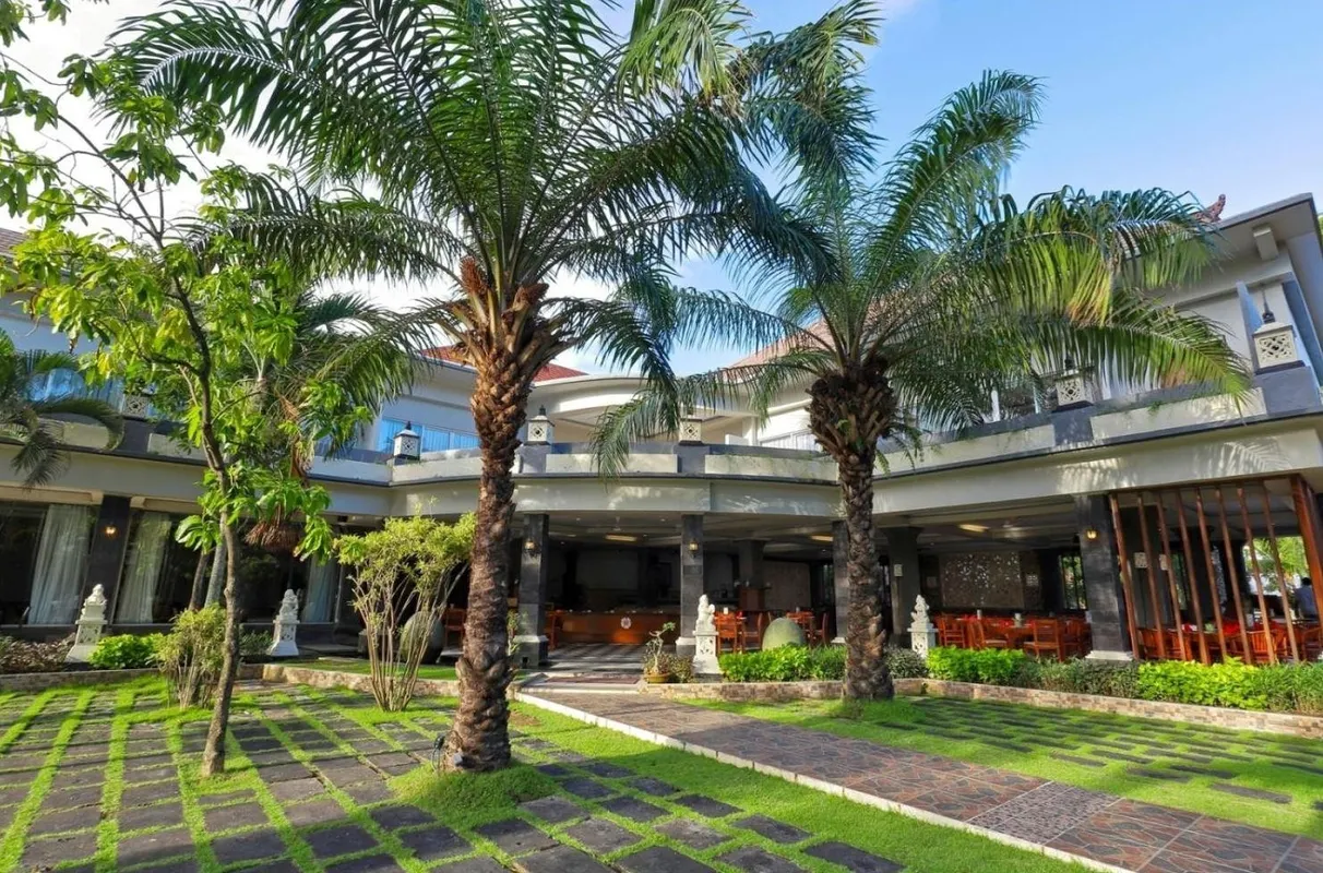 Puri Saron Hotel Seminyak фото 8