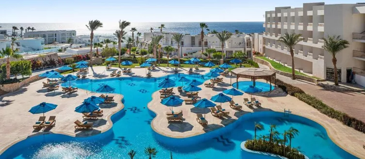 Фото отеля DoubleTree by Hilton Sharks Bay Resort