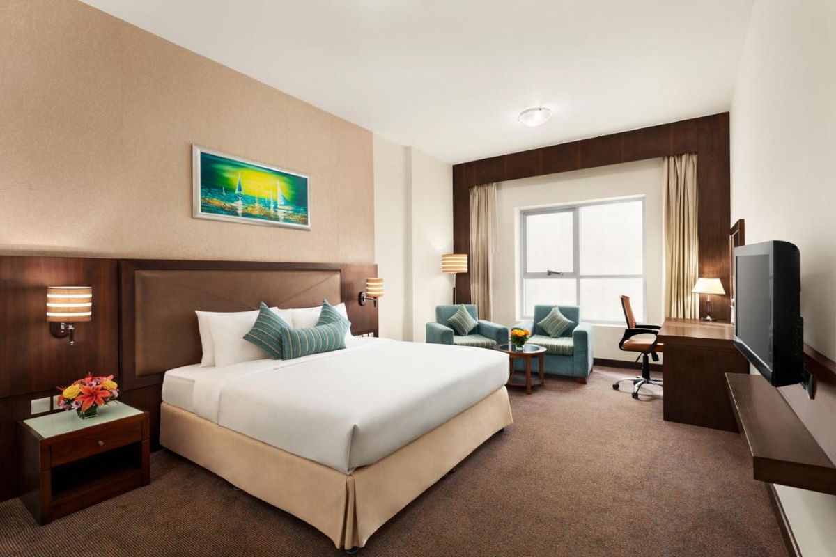 Ramada by Wyndham Dubai Deira фото 2