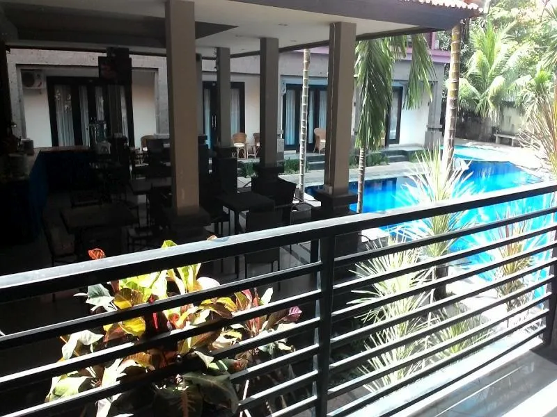 Taman Tirta Ayu Pool and Mansion фото 4