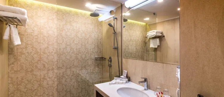 Фото отеля Ramada Hotel & Suites by Wyndham Yerevan