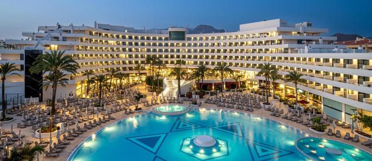 Фото отеля Hotel Mediterranean Palace