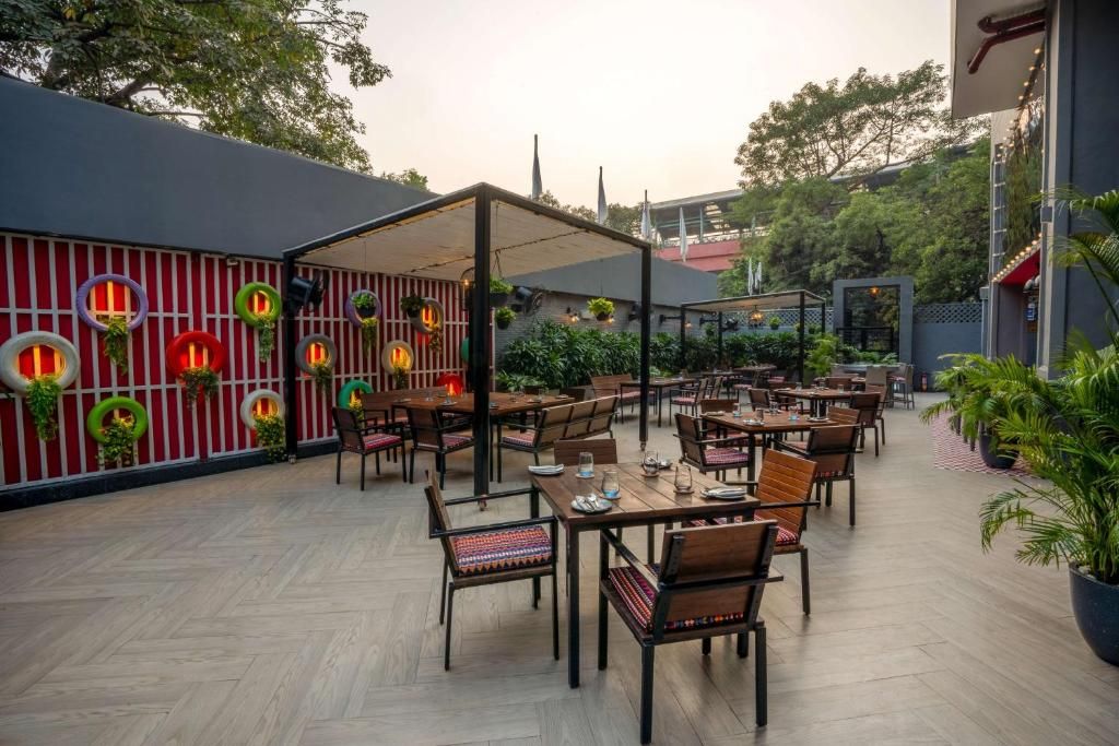 Park Inn by Radisson New Delhi Lajpat Nagar фото 3
