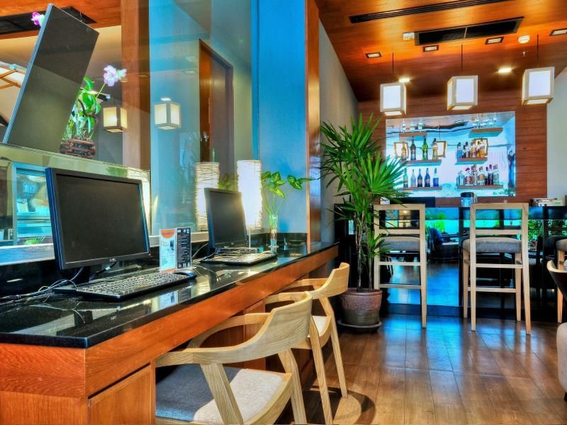 The Ashlee Heights Patong Hotel & Suites фото 26
