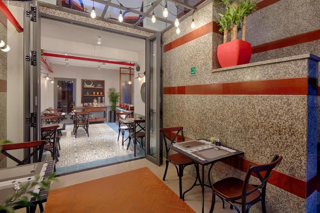 Little Saigon Boutique Hotel фото 25